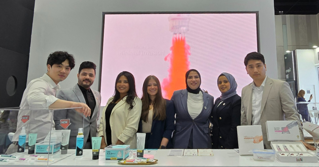 RIBESKIN team posing for a picture at Dubai Derma with RIBESKIN Dubai distributors